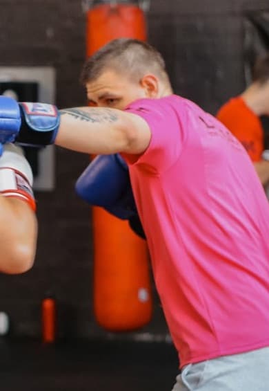 Sanya, Legacy-Mitglied